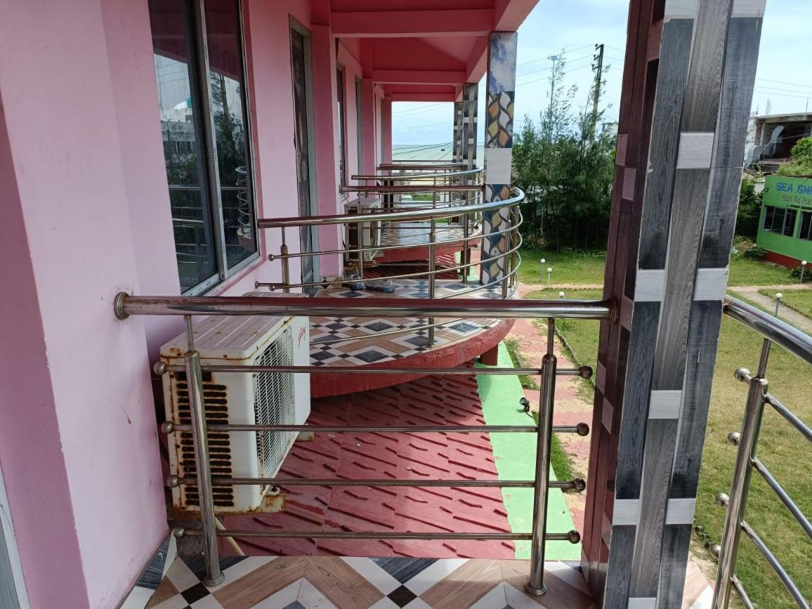 Sea Smile Inn Mandarmani Exteriér fotografie